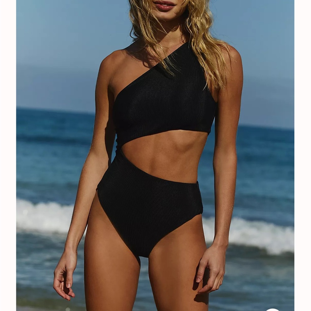 Beach Riot Celine Ribbed One Piece